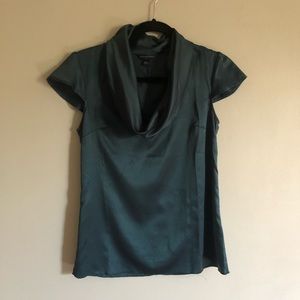 Banana republic short sleeve blouse emerald green